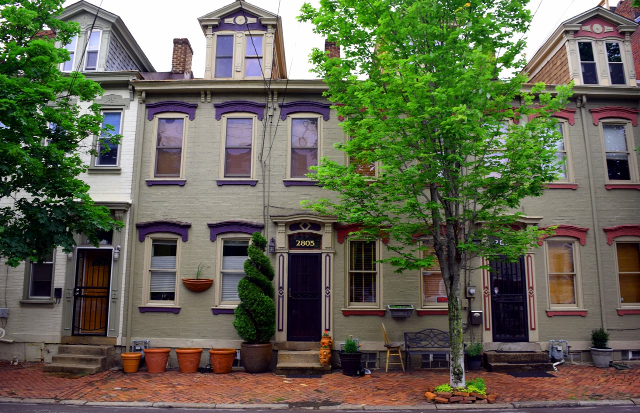 Moore Family History & Houses